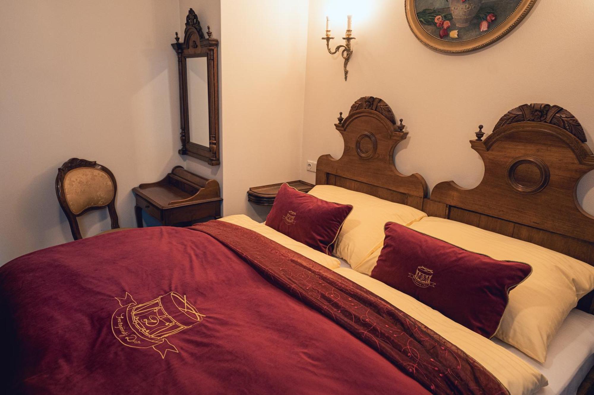 Hotel Svatojansky Dvur Prága Szoba fotó